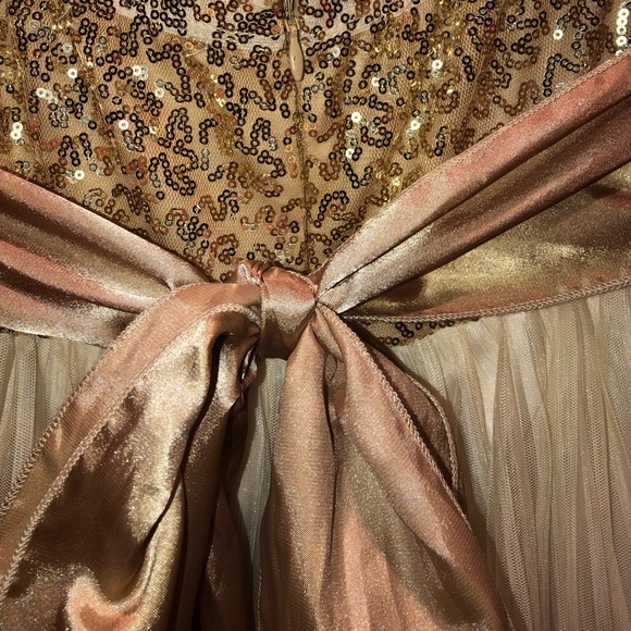 Trick Strapless Dress - Picture 4 of 4